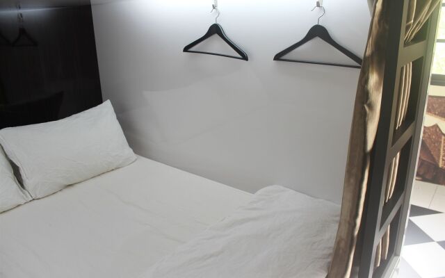 Vintage Inn Boutique Capsule @ Little India – Guest Rooms – Singapore