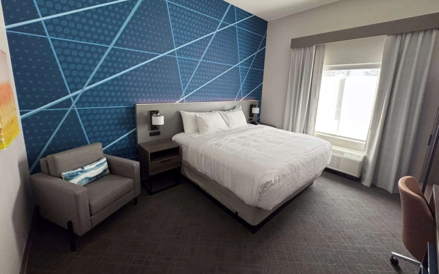 Comfort Inn & Suites Huntsville Near University