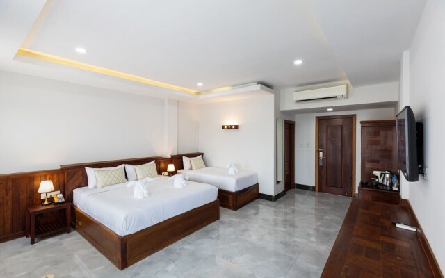 Blanc Smith Hotel