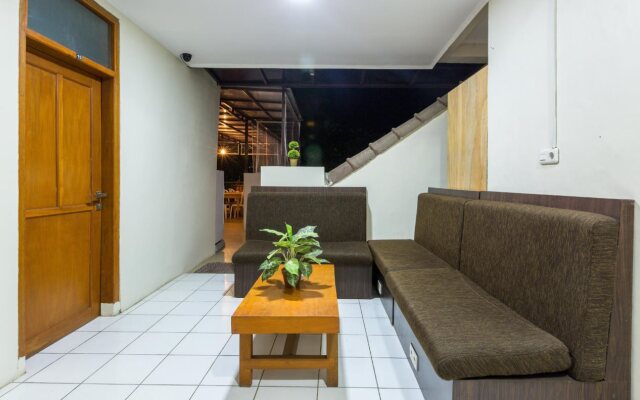 Jayagiri Guesthouse By Belgareti