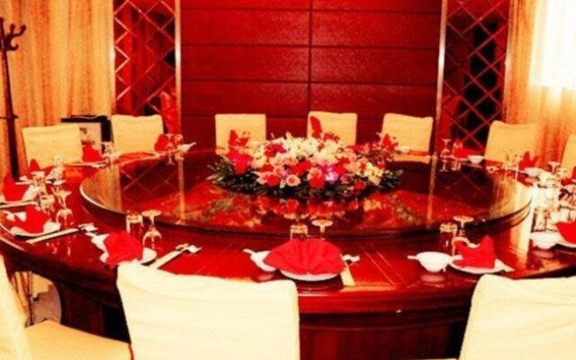 Lichuan Cang Hong Hotel