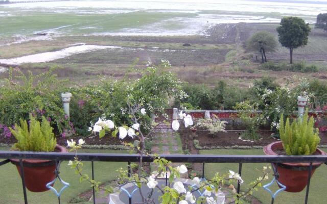 Jheelam Homestay