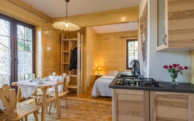 Pokoje i Apartamenty Centrum - Willa Bajeczka