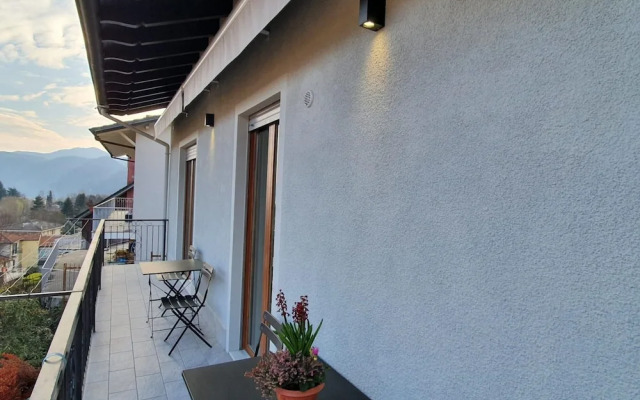 Belvilla by OYO Sweet Lake D'orta