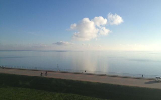 Holiday Apartment South Beach