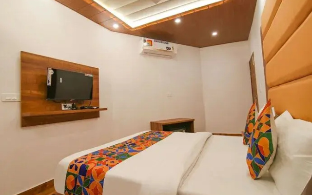 Fabhotel Ambassador