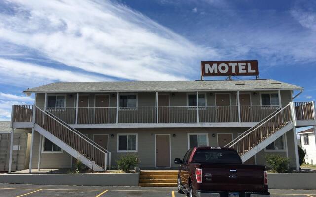 Umatilla Inn and Suites