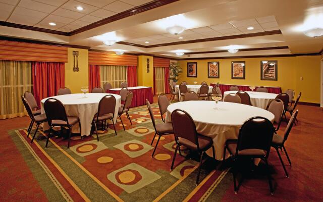 Holiday Inn Express & Suites Charleston-Ashley Phosphate by IHG