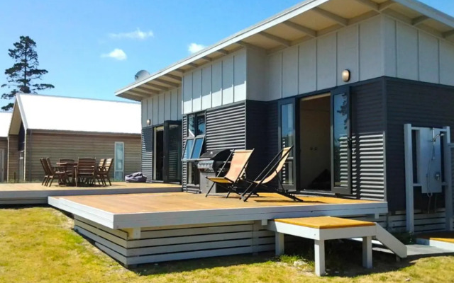 Puka Bach - Matarangi Holiday Home