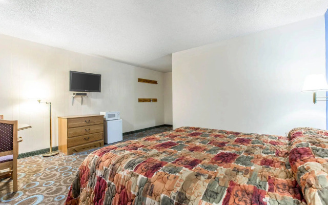 Ventura Grand Inn