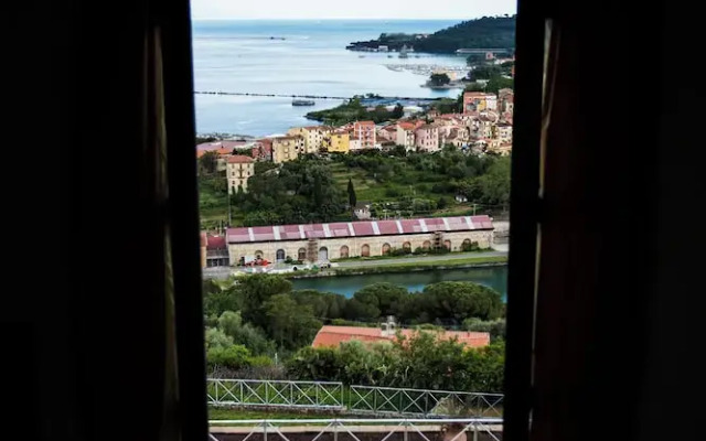 Mira-mare Apartments & Suites
