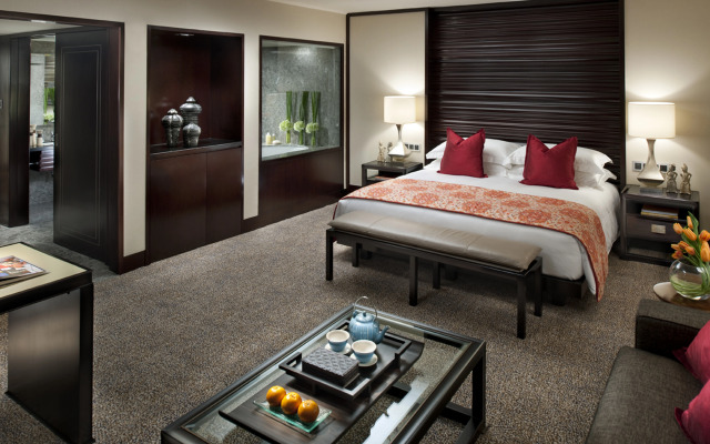 Mandarin Oriental, Jakarta