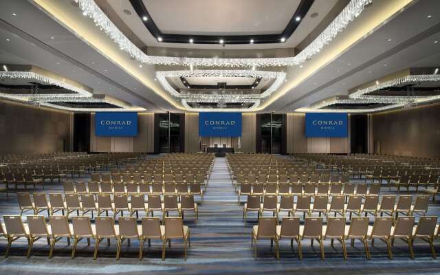 Conrad Manila