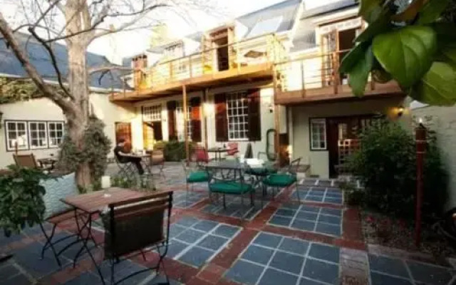 Oude Leeskamer Guest House