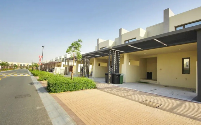 Spacious 3BHK Townhouse-Emaar South Golf