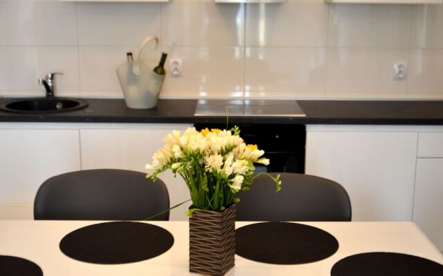Apartment Chic Ploce