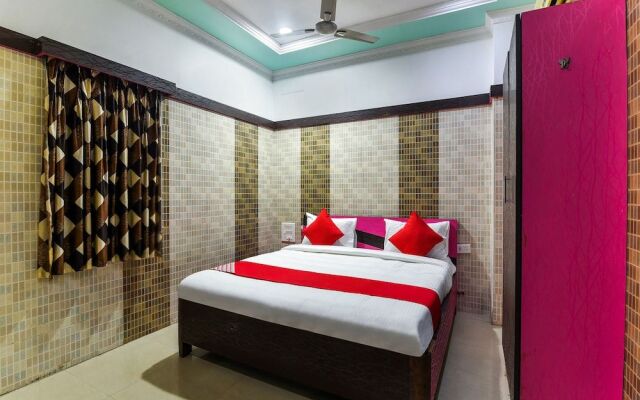 Oyo 30545 Hotel Jeevan Park
