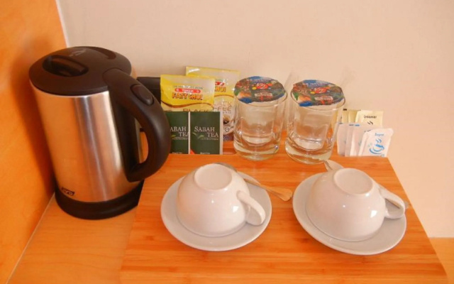 C'haya Hotel