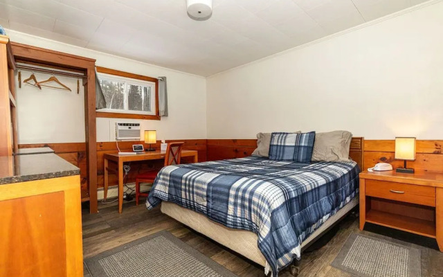 West Bethel Motel