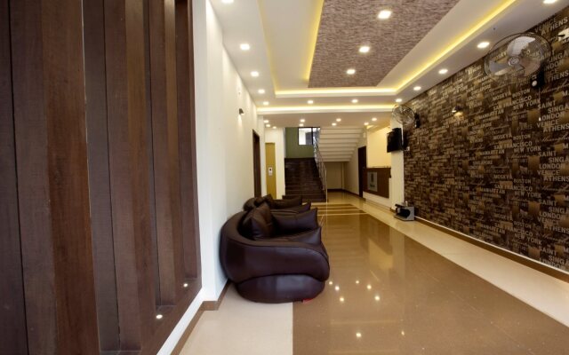 Glitz Inn