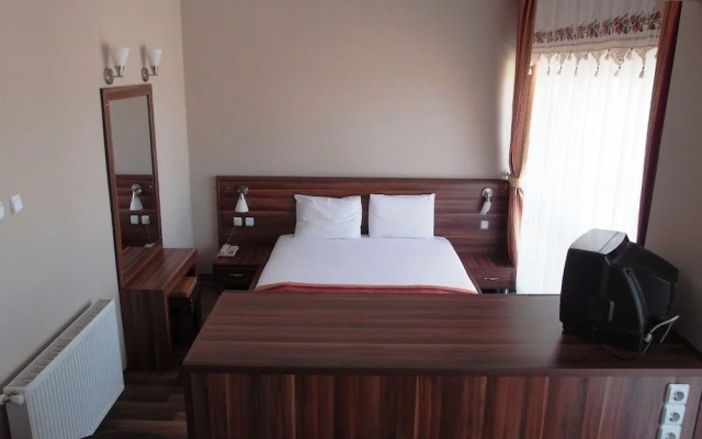 Otel Tirem