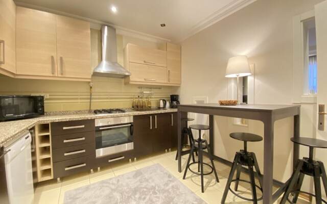 Missafir Exclusive Flat With Balcony in Nisantasi