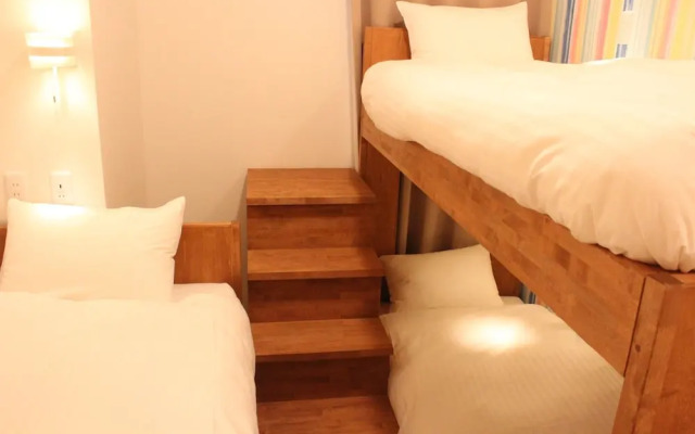 hostel & powder room crane - Caters to Women
