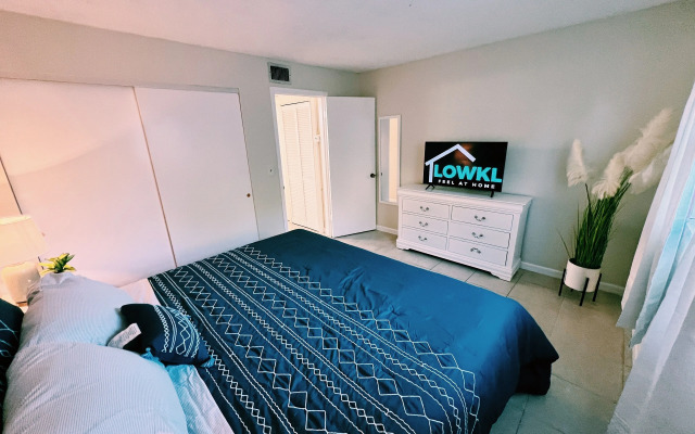 Riverwatch Apartments by Lowkl