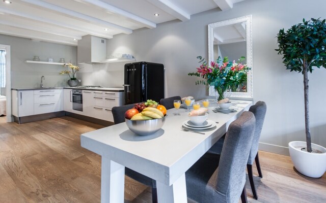 City Center VIP Apartments