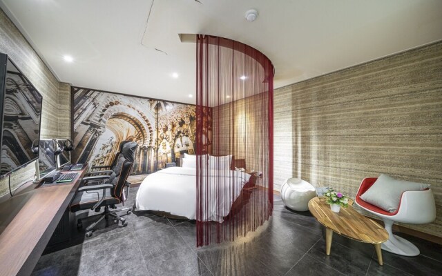 Tongyeong Hotel O2