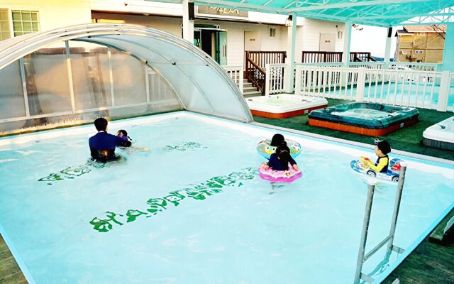 Sea Road Pension