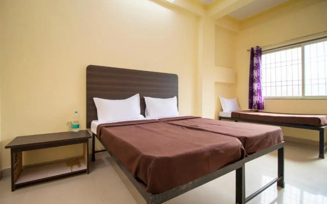 Shree Gajanan by OYO Rooms
