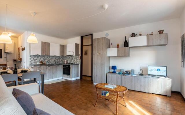 Apartment in a hamlet with lake view - Larihome A05