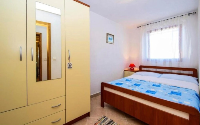 Marijan - With Terrace - A2