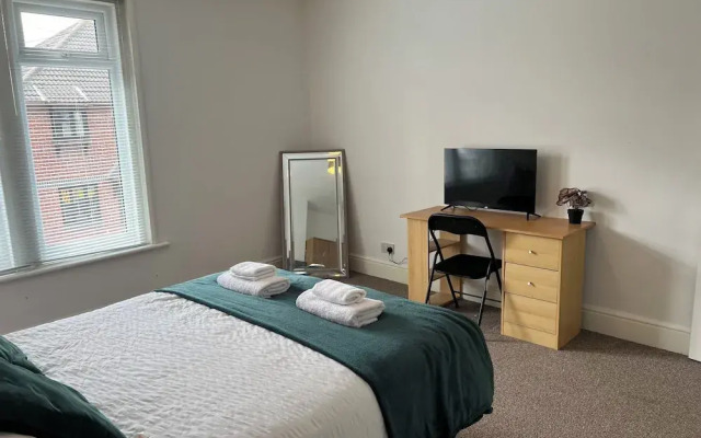 The Coral Guest House Fratton