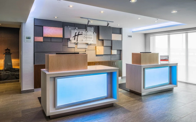 Holiday Inn Express & Suites Halifax - Bedford