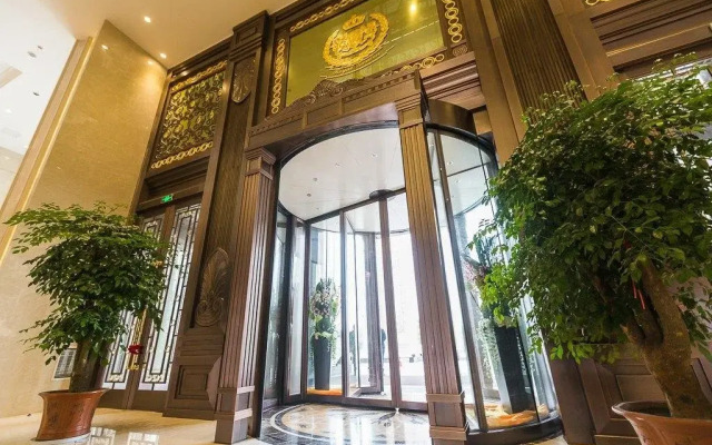 Royal Garden