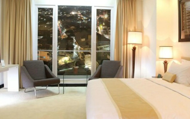 Sintesa Peninsula Hotel Manado