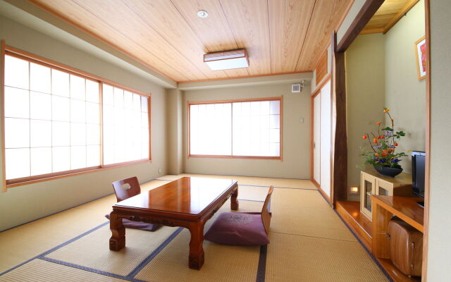Yudanaka Ryokan Hakura