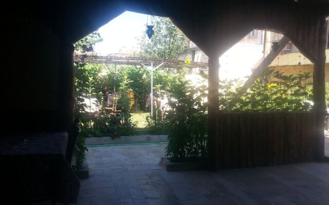 İnternational Guest House