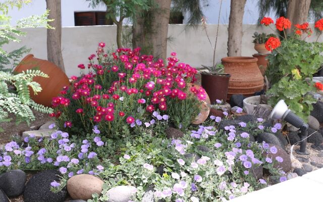 Spiros & Hiroko Hotel - Adults Only