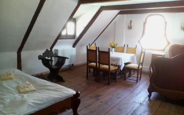 Monastery Garden Bistro & Rooms
