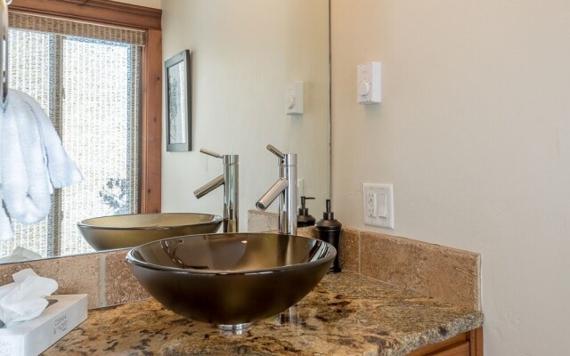 Andora 102 - 2 Br Condo