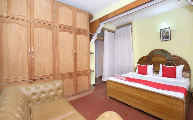 OYO 12858 Home 3BHK The Pavalion