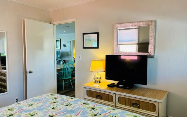 Lime Inn 4 Bedroom Home by RedAwning