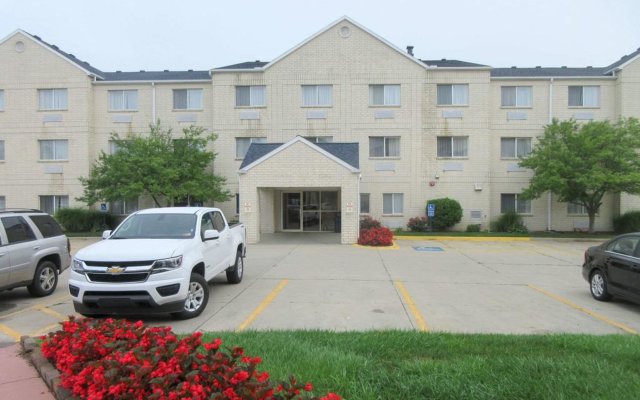 Clarion Inn near Wright Patterson - Dayton