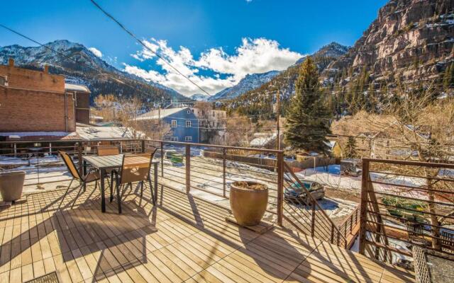 736 Main Street Loft