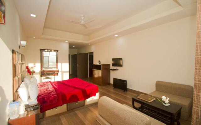 Snow Touch Resort (Shri Nath Group)