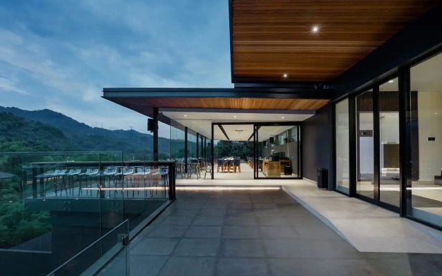 Forest Hills Hotel Ciwidey