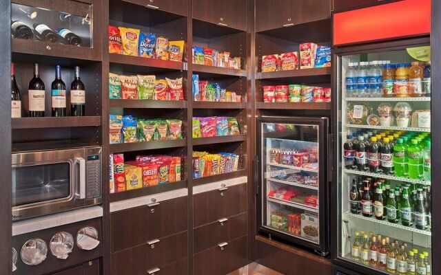 Courtyard Greensboro